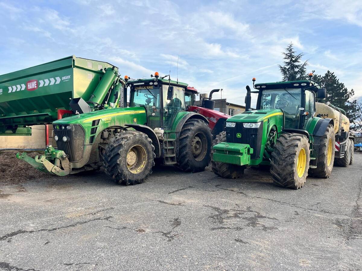 Park strojů John Deere