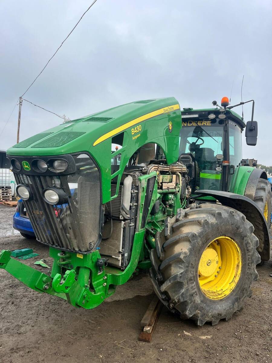 Servis John Deere 8430