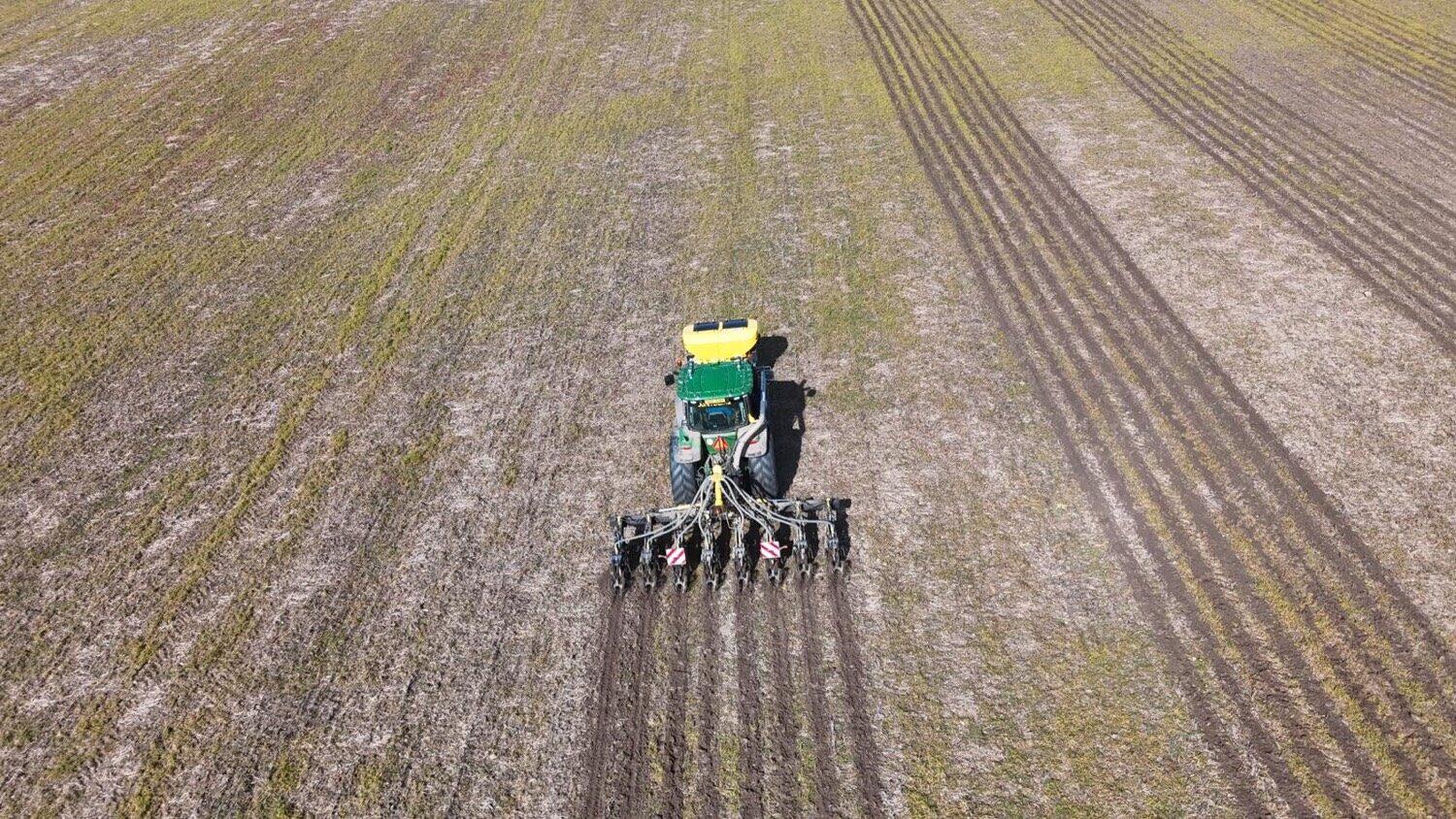 Strip-till